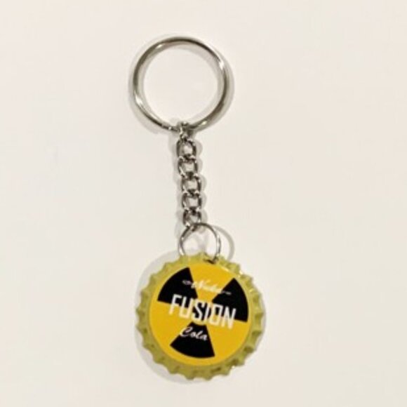 Fallout 4 Nuka Cola Fusion Cap Keychain - 3.5inch Gaming Keychain - Picture 3 of 7
